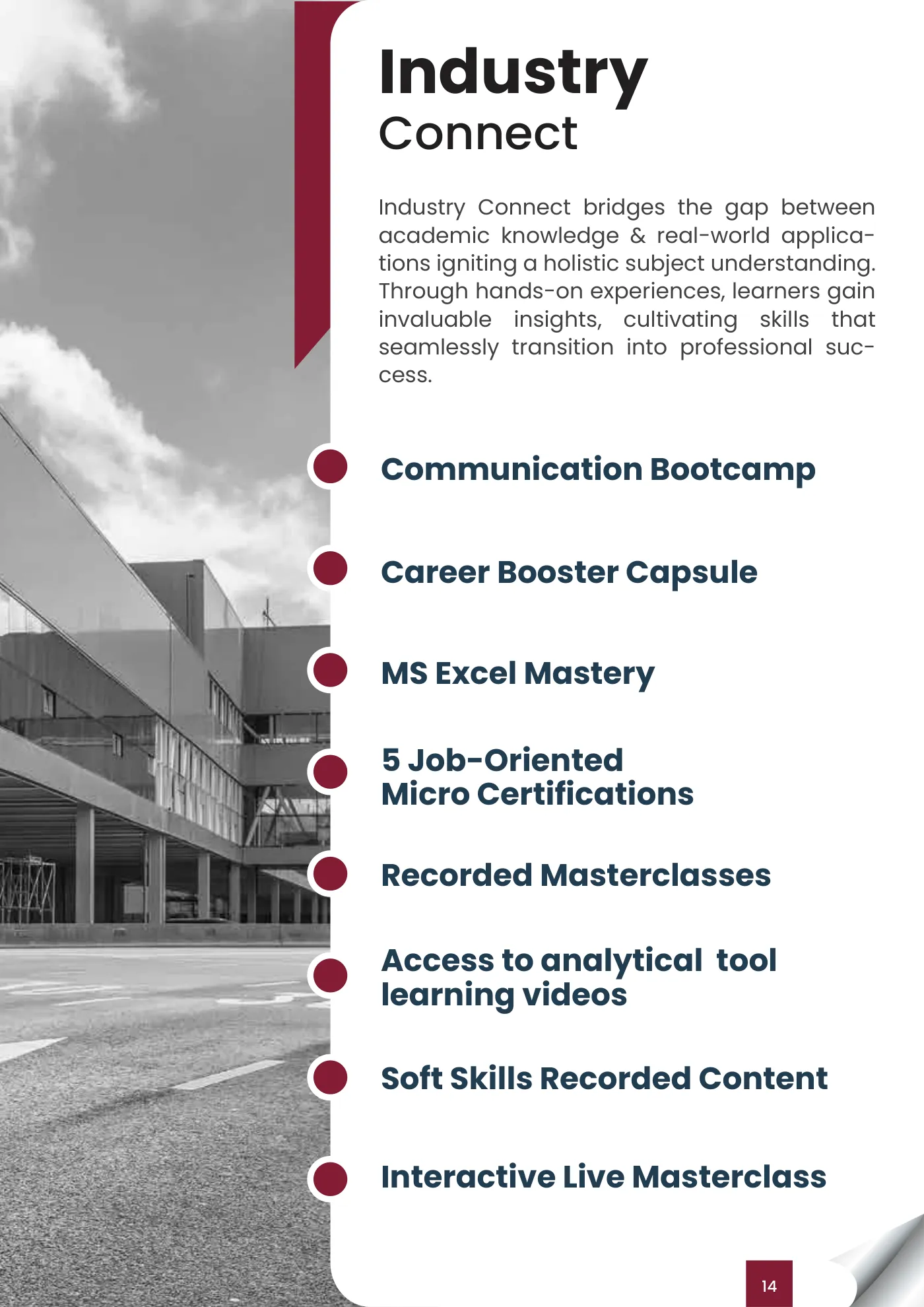 D. Y. Patil University, Navi Mumbai — course brochure, page 40. Open the PDF for full-size reading.